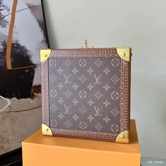 Cheap VUITTON BOX LOUIS JEWELRY 0609